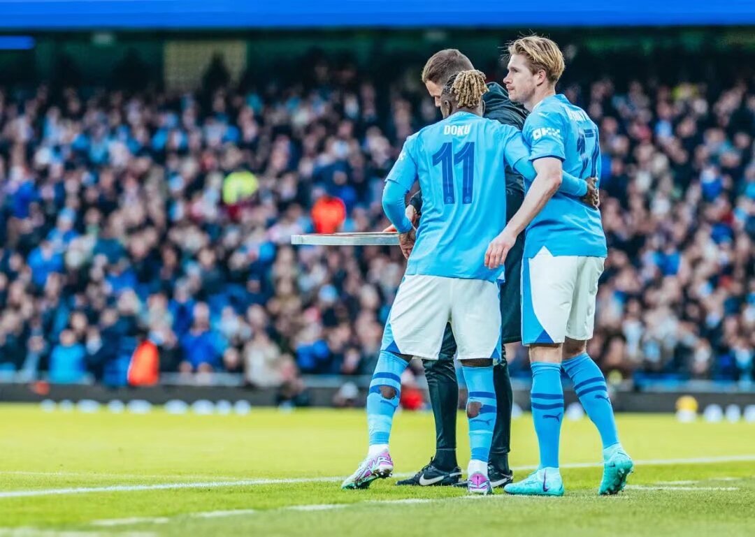 广东男篮在CBA俱乐部杯中以56-30大胜合肥狂风，发挥出色，攻防效率高，取得八强资格。（广东男篮56-30横扫合肥狂风，攻防俱佳晋级CBA俱乐部杯八强）