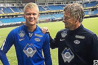 罗德里戈欧冠对曼城打入5球，仅次于梅西、姆巴佩、本泽马（欧冠对阵曼城，罗德里戈已进5球，仅逊梅西、姆巴佩和本泽马）