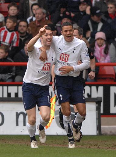 海港客战英博：5外援PK4外援，吾米提江先发，李新翔替补（海港客场挑战英博：五外援对四外援，吾米提江首发，李新翔替补）