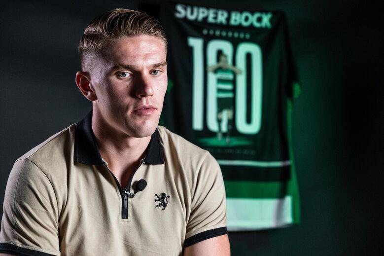 这队的化学反应肉眼可见（这支队伍的默契一眼可见）