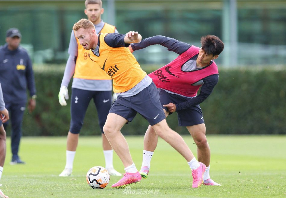 美职联战报：梅西助攻，阿连德戴帽，迈阿密国际5-1纽约城（美职联：梅西献助攻，阿连德上演帽子戏法，迈阿密国际5比1大胜纽约城）