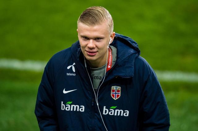 曼城天才边锋突传离队！热刺冬窗瞄准5000万镑猎物（曼城新星边锋或将离队？热刺冬窗锁定5000万镑目标）