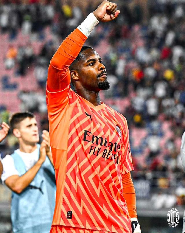 donk：chopper发高烧回合间只能闭眼休息，他真的燃尽了（donk称：chopper高烧，回合间只能闭眼休息，已彻底燃尽）