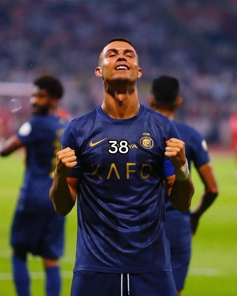 胡特格拉：下半场没有打穿巴萨高位防线；巴萨的球员天赋很高（胡特格拉：下半场未能破解巴萨高位逼抢；巴萨球员天赋出众）